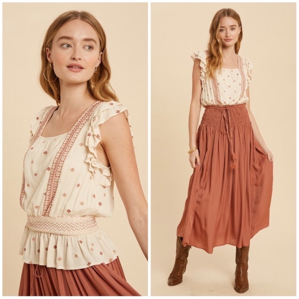Embroidered Ruffle Sleeve Apron Top - Picture 2 of 4